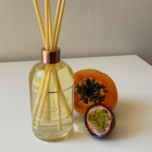 Passionfruit & Paw Paw - Large Reed Diffuser (300ml)